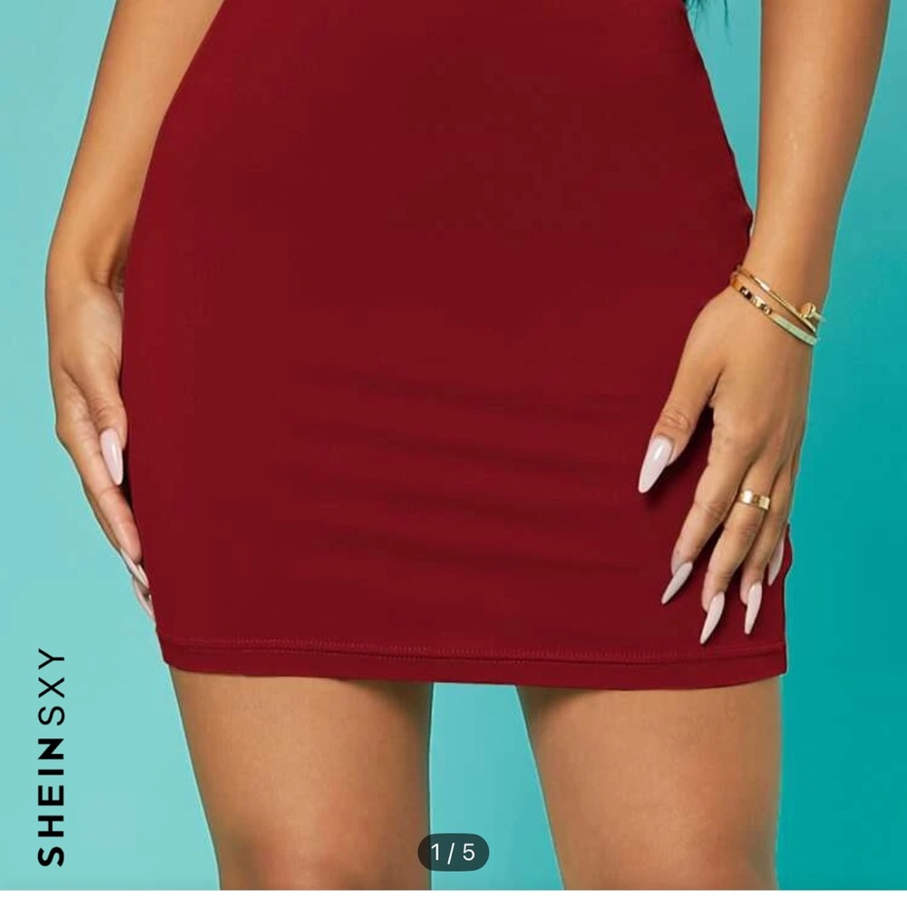 Chic White Satin Mini Skirt - Picture 3 of 5